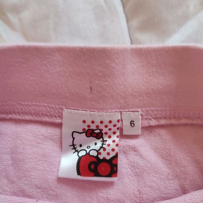 Jupe neuve Hello Kitty 6 ans - photo numéro 3