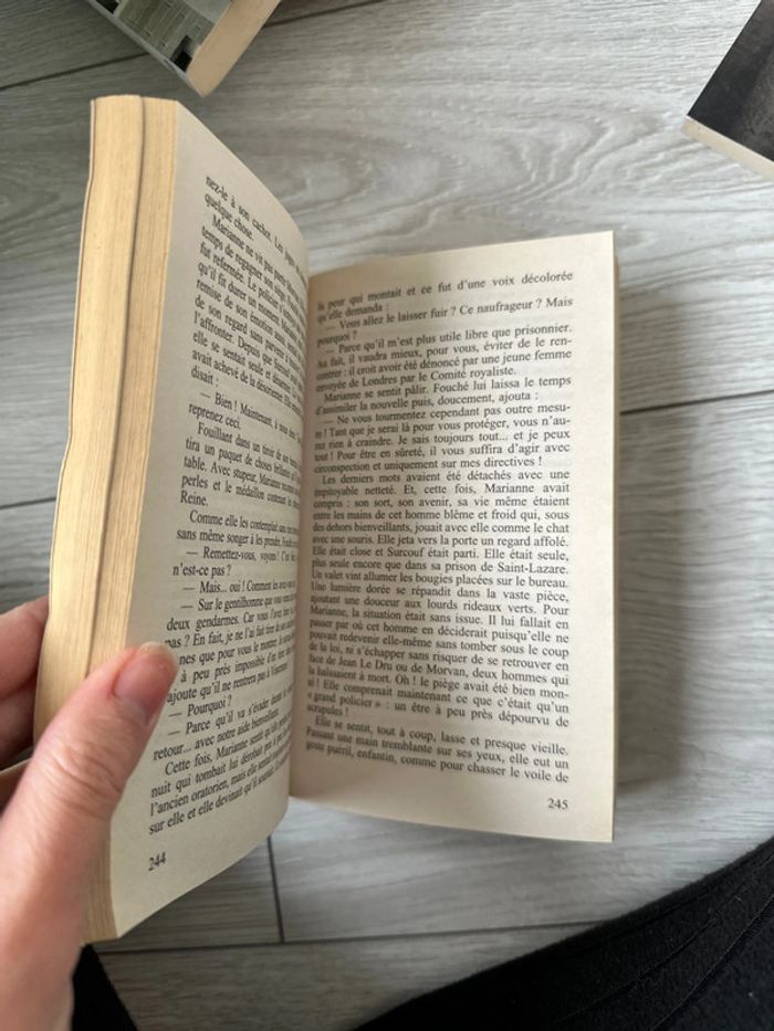 Livre Marianne une étoile pour Napoléon - photo numéro 3