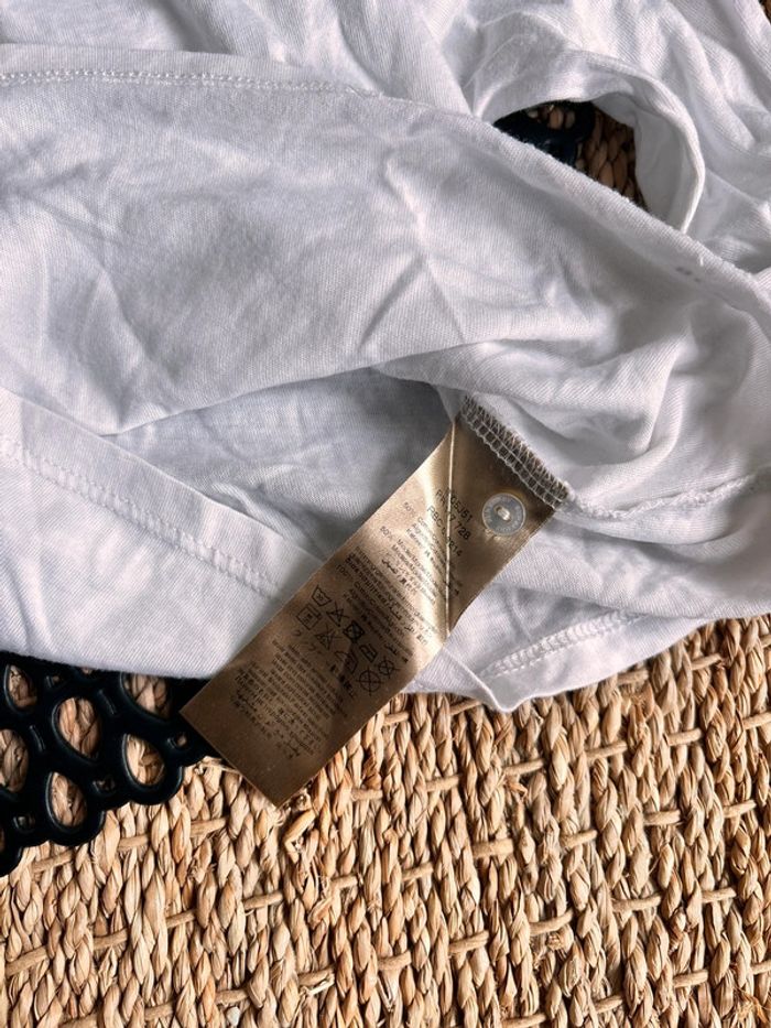 TEE shirt burberry blanc - photo numéro 2