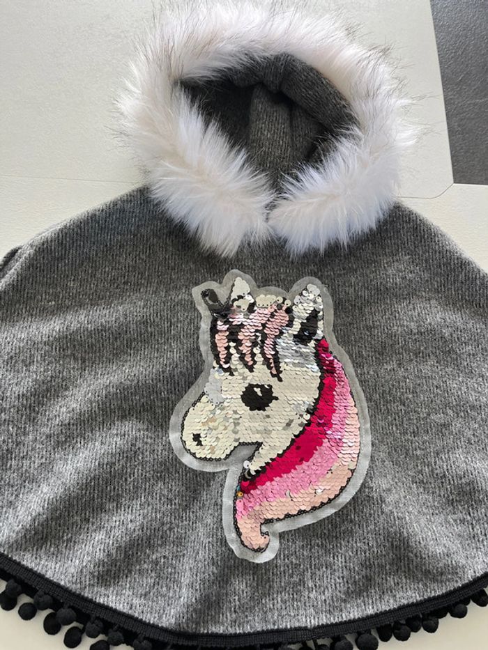 Poncho 3-4 ans - photo numéro 2