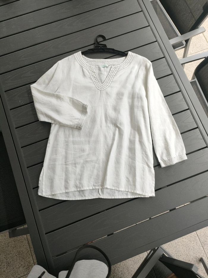 blouse en lin blanc surpiqûre noire 38 40