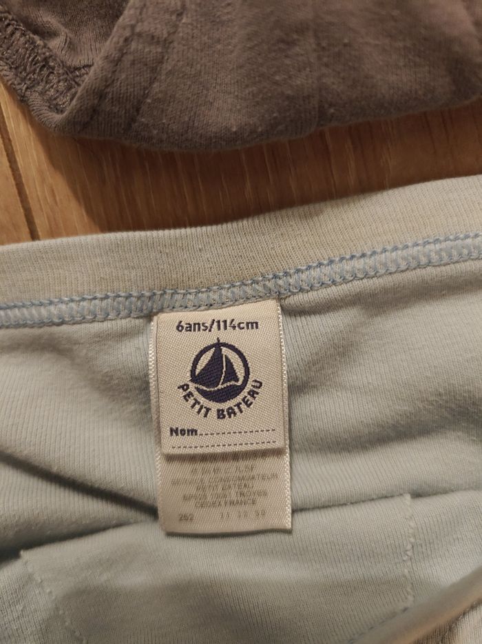 Lot 7 : 6  slips et  1 caleçon  6 ans Petit Bateau - photo numéro 2