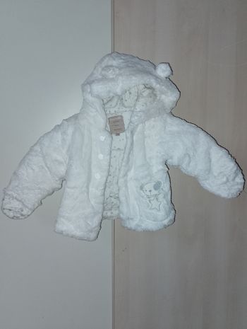 Manteau grain de blé 6 mois avec gants intégrée