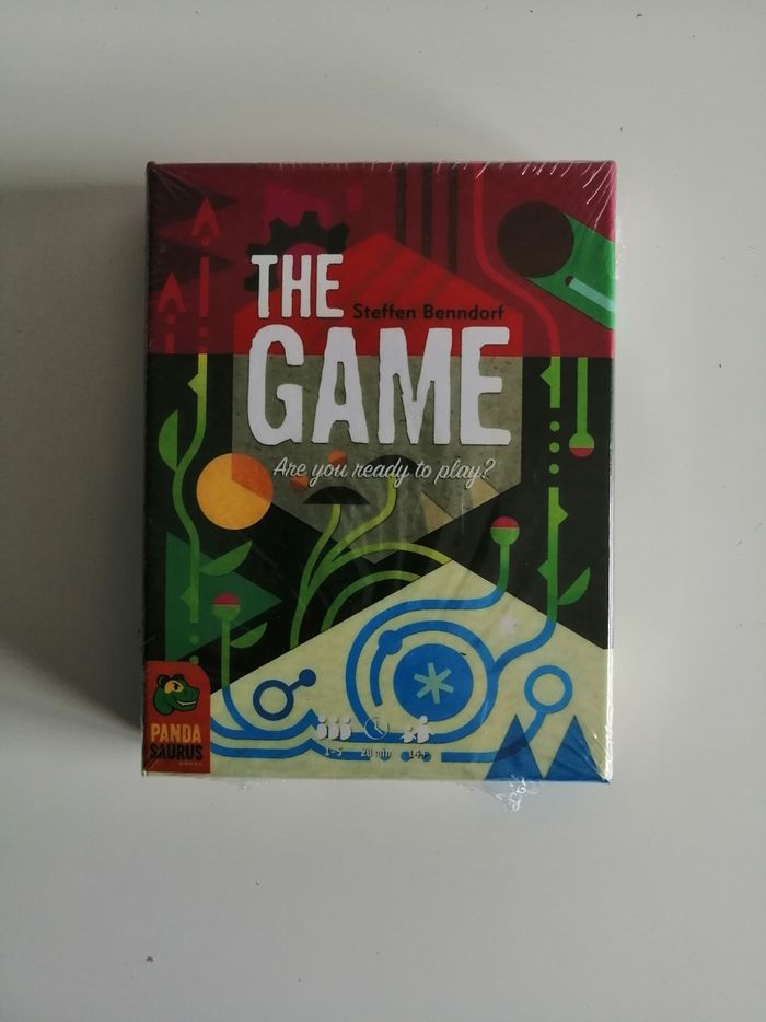 The game jeu de société cartes neuf jamais utilisée et blister