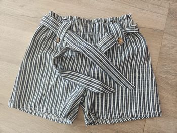 Short 8ans