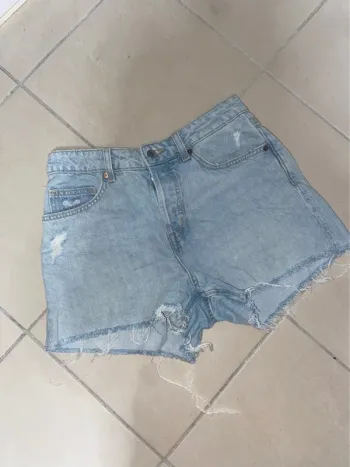 Short en jean court H&M
