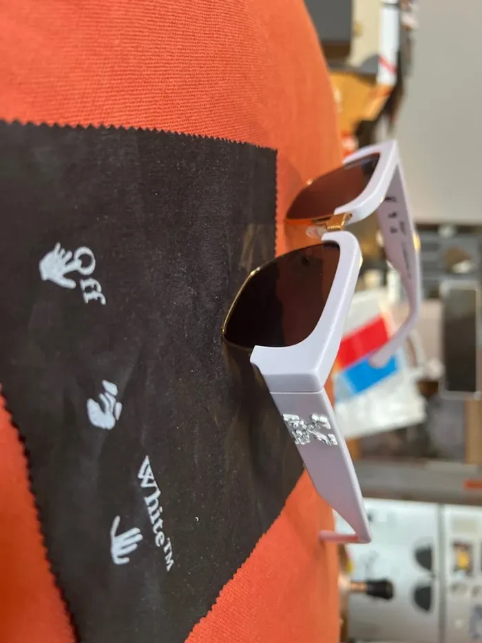 Lunettes de soleil officiel Off-White 2025 édition limitée rare - photo numéro 7