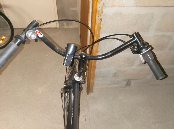 Vélo hollandais femme - photo numéro 2