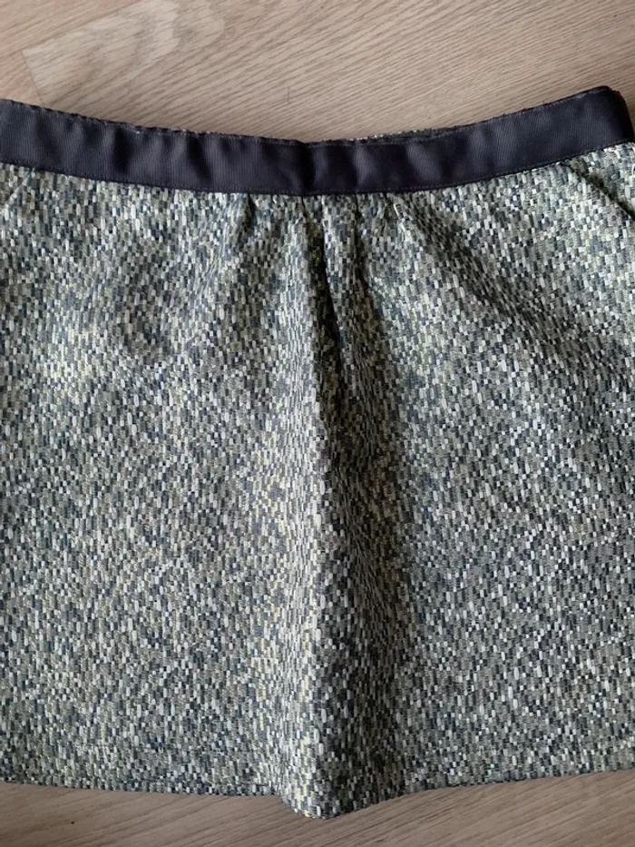 Mini jupe à motifs jacquard - photo numéro 2