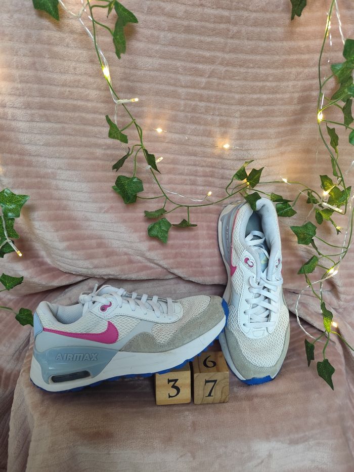 Baskets Nike air Max 37