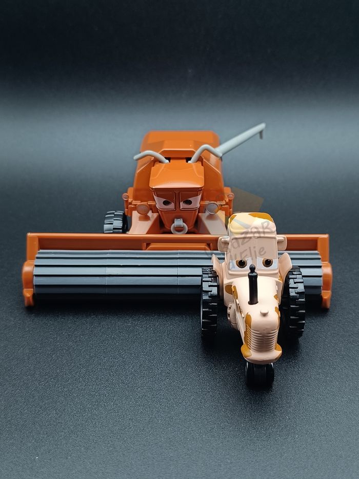 Voiture Cars Frank & Tracteur (CC & CTS5) - photo numéro 2