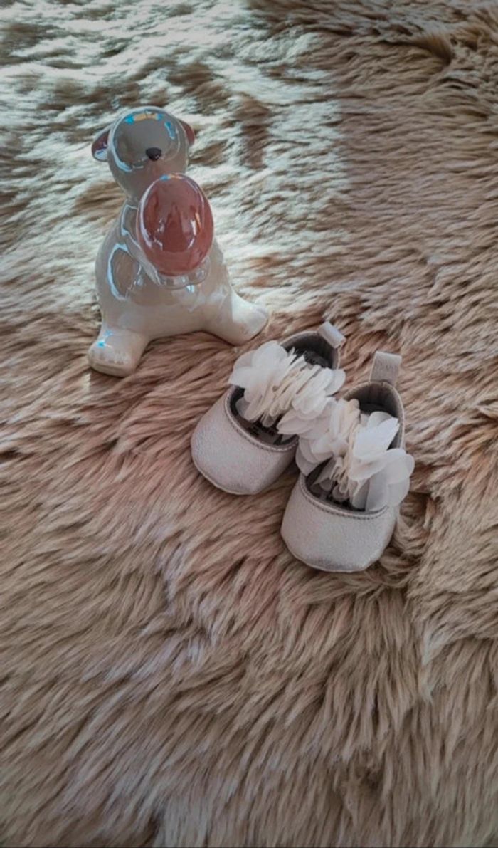 Chaussures souple argent 0/3 mois primark
