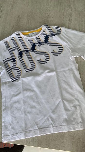 T-shirt manches courte Hugo boss 6ans