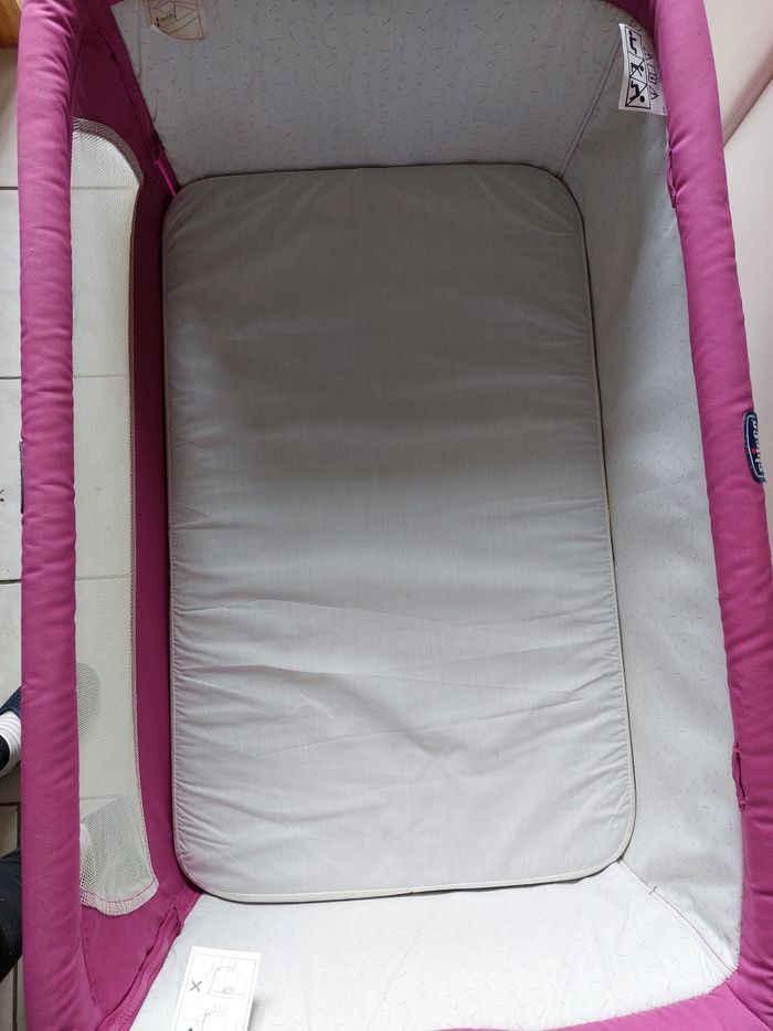 Next to me - photo numéro 2