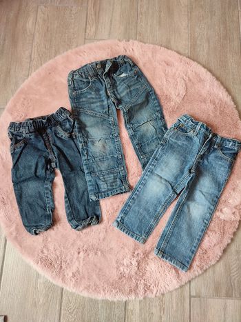 Lot 3 jeans 2 ans