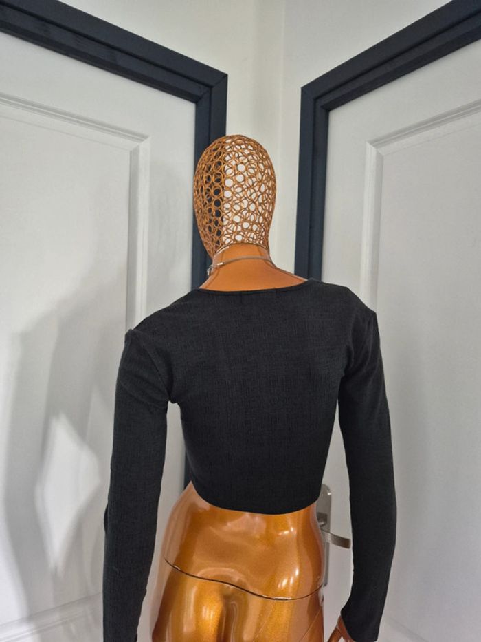 Top Court Col V Manches Longues Femme Noir Taille L/40 - photo numéro 2