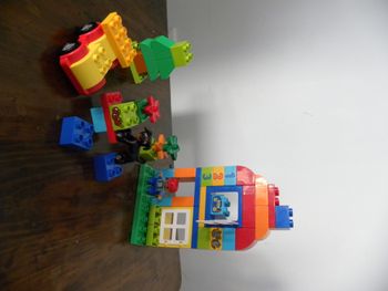 LEGO Duplo - 10572 - Ensemble créatif avec livret accompagnement