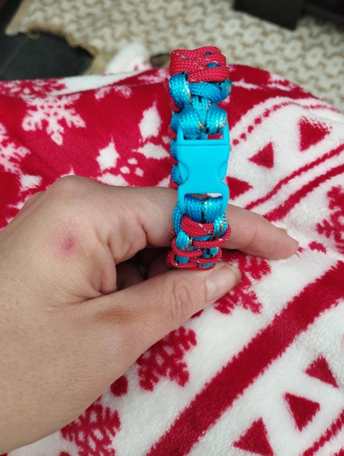 Bracelet de survie paracorde homme fait main - photo numéro 3