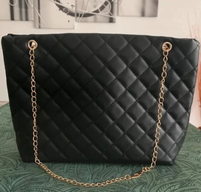Sac à mains matelassé noir / cabas / fourre tout - photo numéro 2