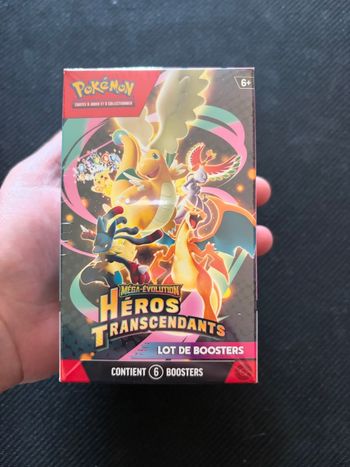 Bundle Pokémon Héros Transcendants 