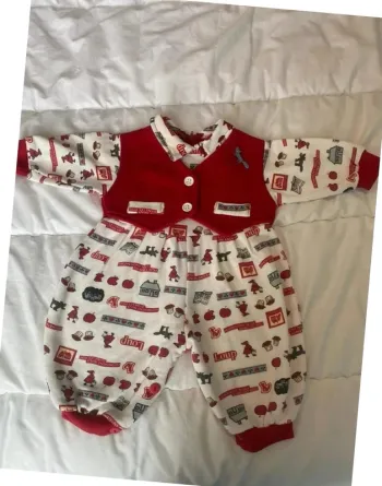Combinaison vintage le petit chaperon rouge 9 mois mixte
