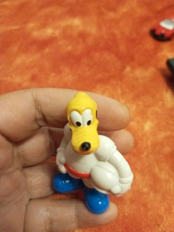 2 figurines Disney, Pluto et Dingo - photo numéro 3