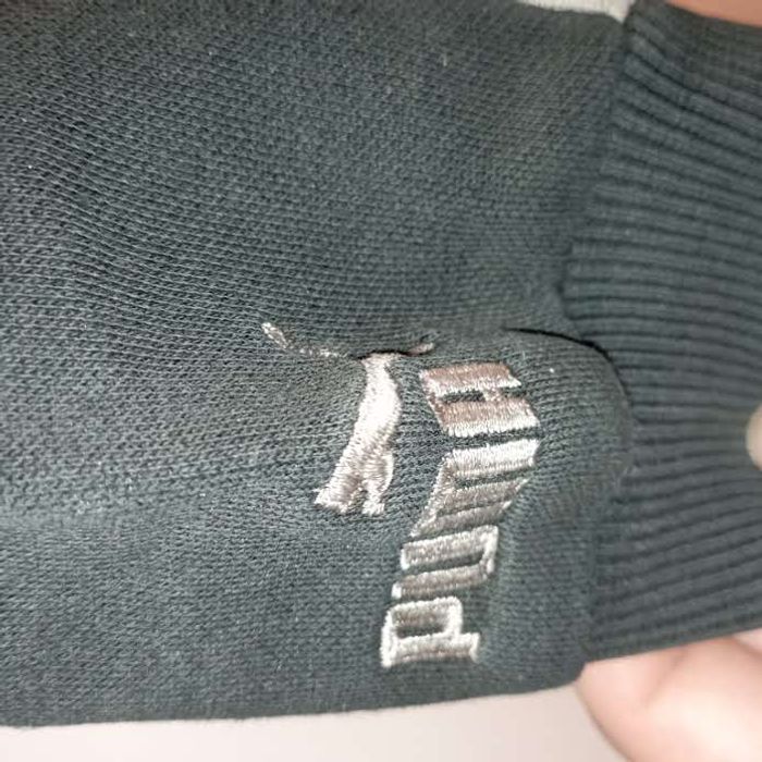 pull "PUMA" 10 ans avec tâches - photo numéro 5
