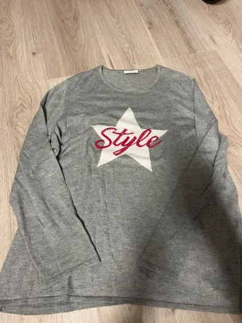 Pull fin gris