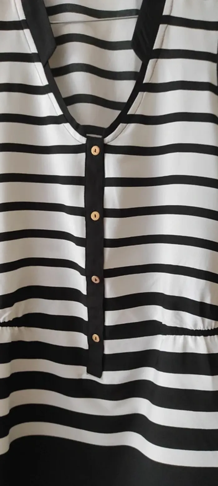 💐Blouse - ONLY- taille 38 - Très bon état 💐 - photo numéro 3