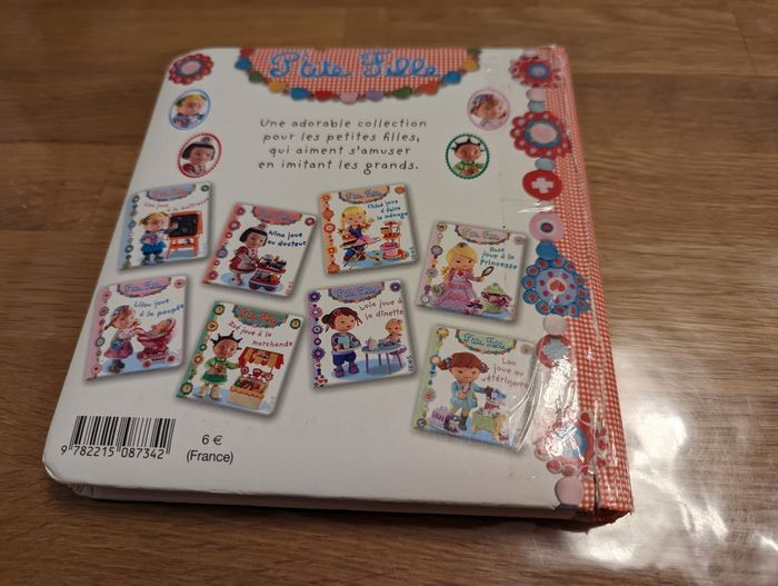 Nina va au docteur Collection p'tite fille
Livre - photo numéro 5