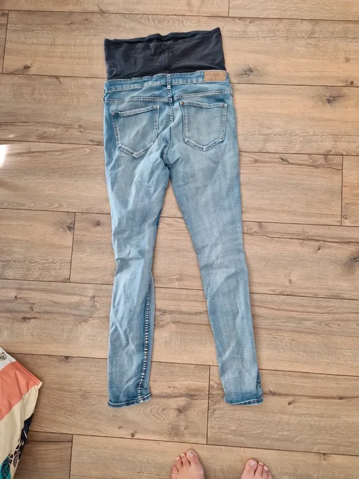Jeans grossesse - photo numéro 2