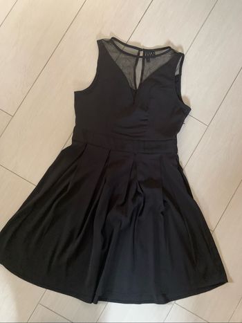 Vero Moda robe courte noire M