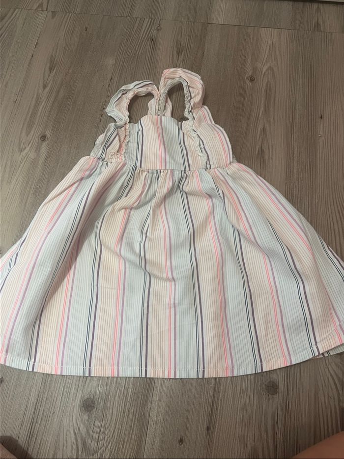 Robe courte - photo numéro 2