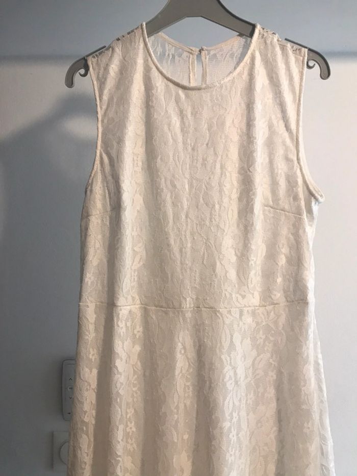 Robe de mariée fluide - photo numéro 2