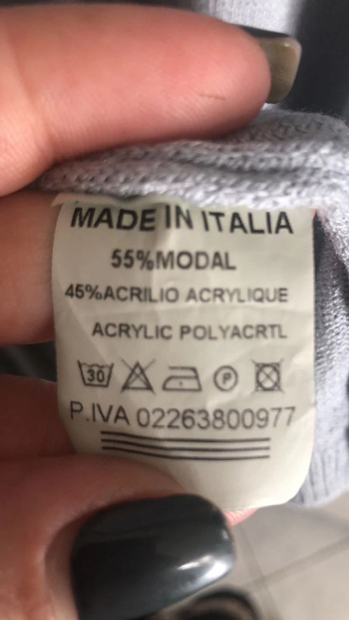 Joli pull long et fin - photo numéro 6