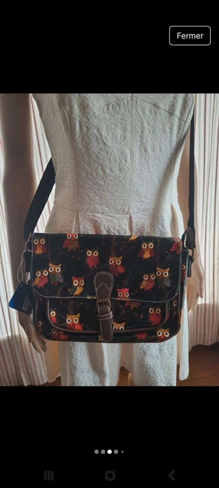 Jolie Sac à main noir/ marron Mfhandbags
neuf - photo numéro 3