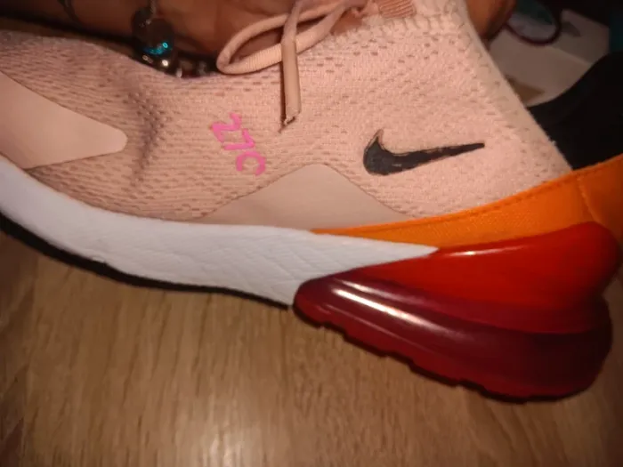 Baskets Nike Air Max 270 – Taille 36,5 - photo numéro 4