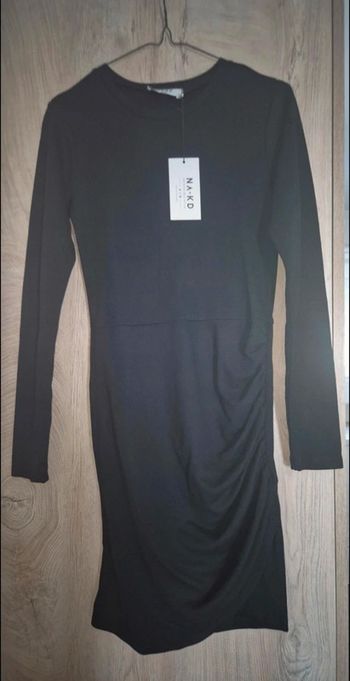 Robe noir NA-KD taille s
