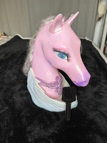 Tête de cheval barbie à coiffer + brosse