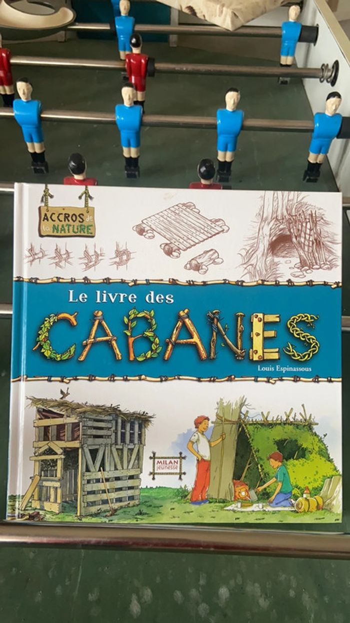 Livre sur les cabanes édition Milan