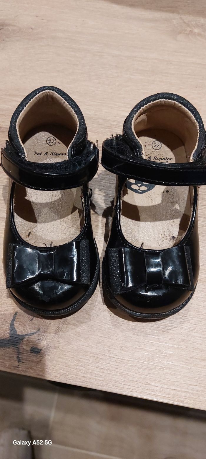 Babies noir vernisPat et Ripaton