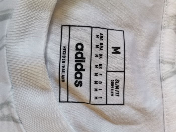 Maillot de foot Réal Madrid - photo numéro 2