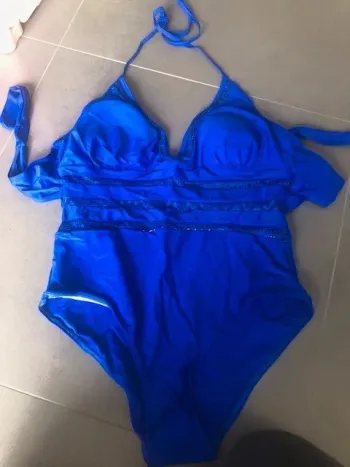 Maillot de bain amincissants de chez Slimyswim 1 pièce XL