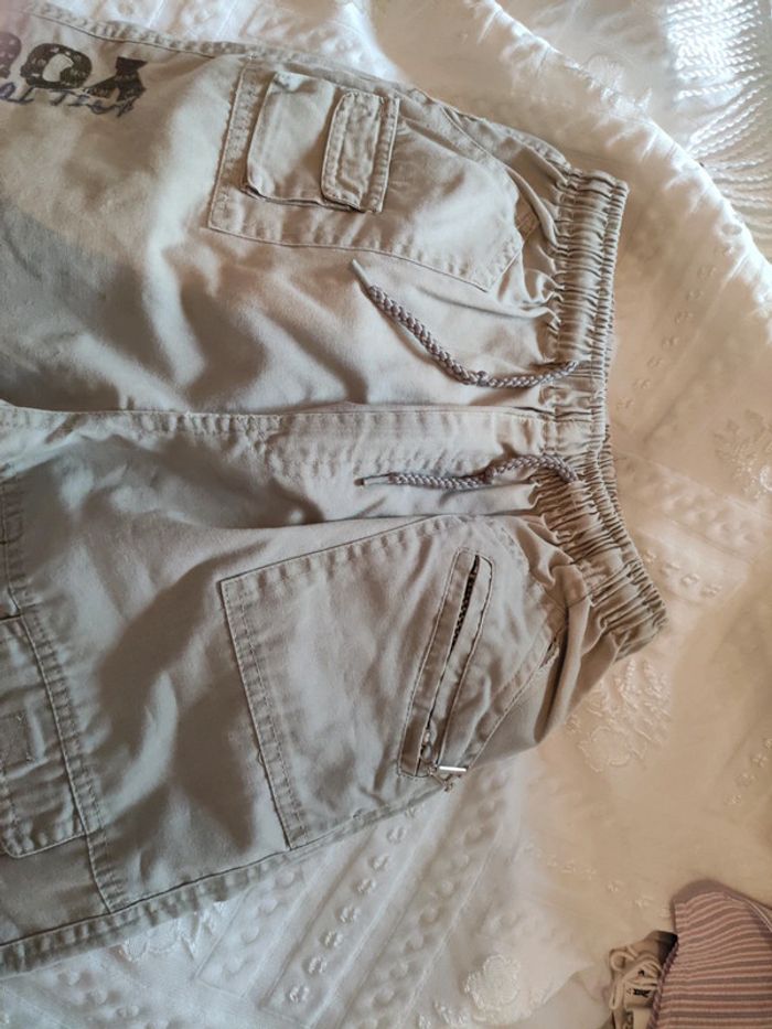 Pantacourt kaki 8 ans - photo numéro 3