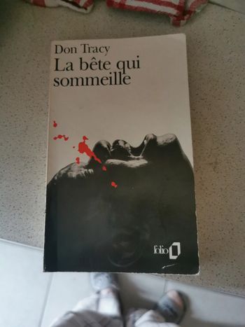 La bête qui sommeille