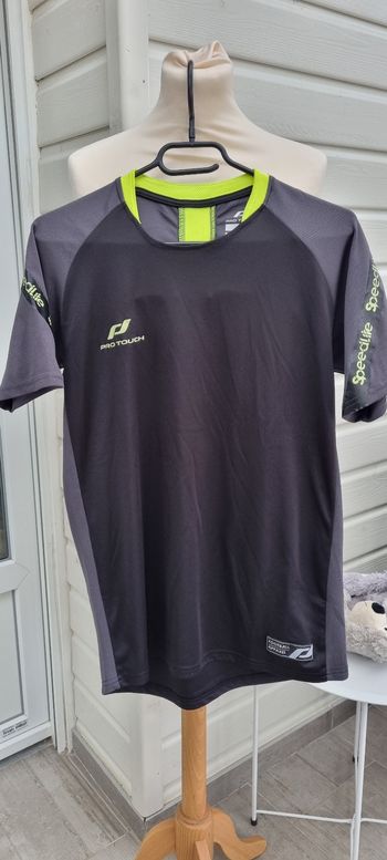 Tee shirt de sport taille S Pro Touch noir ⚫️ et liseré jaune fluo
