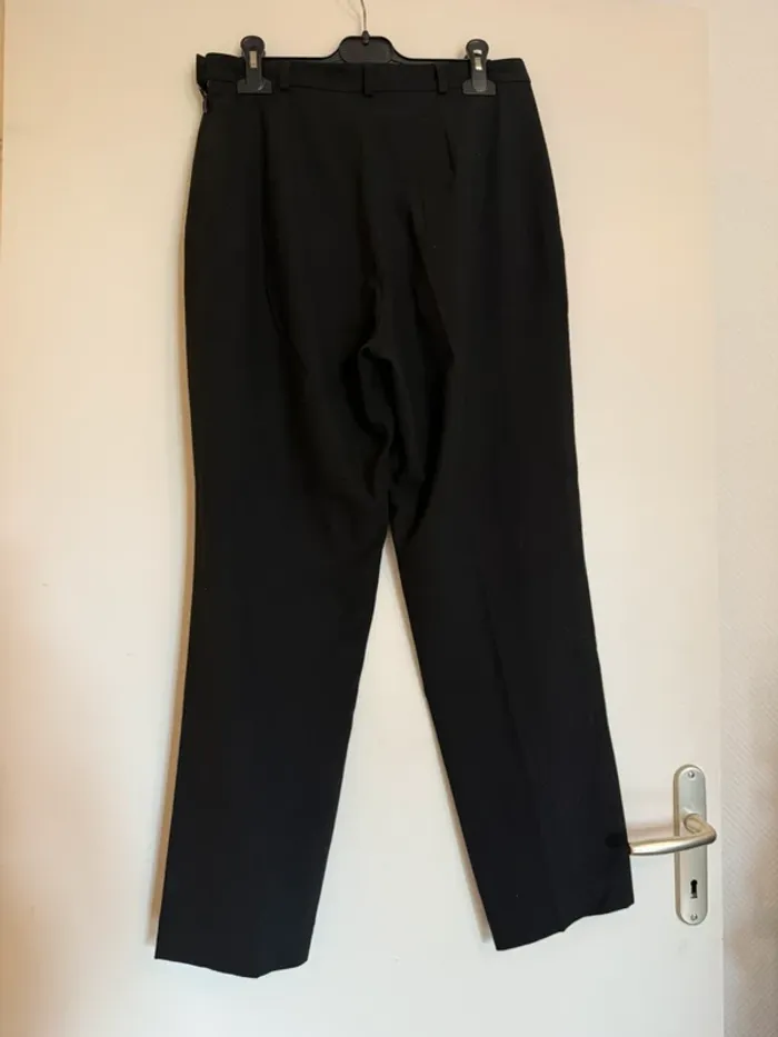 Pantalon ajusté vintage en très bon état taille 40 Anne weyburn - photo numéro 4