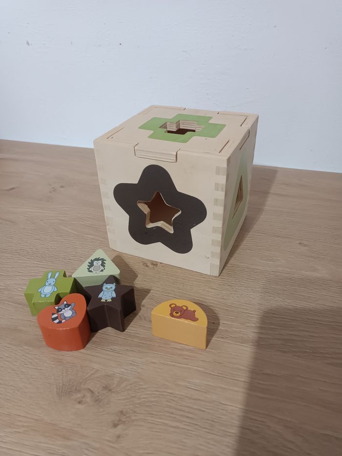 Boîte à formes en bois - photo numéro 4