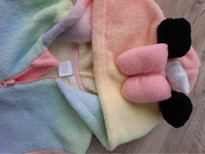 Grenouillère Disney Baby 18 mois très bon état - photo numéro 2