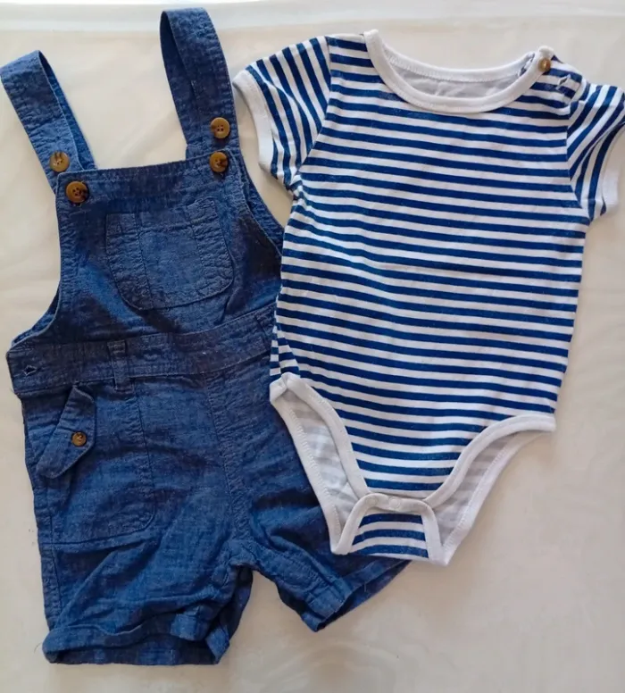 Ensemble bodie et salopette short - photo numéro 2